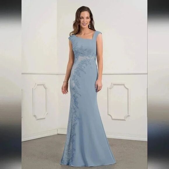 NWT Azazie Juliane Dress / Gown Blue size 2 m114 - Picture 1 of 6